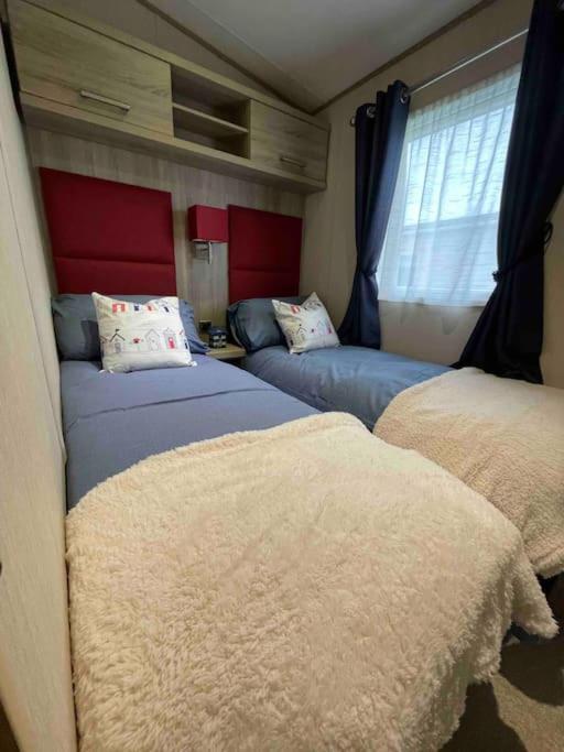 The Fairways Hideaway - Northumberland Villa นิวบิกกิน-บาย-เดอะ-ซี ภายนอก รูปภาพ